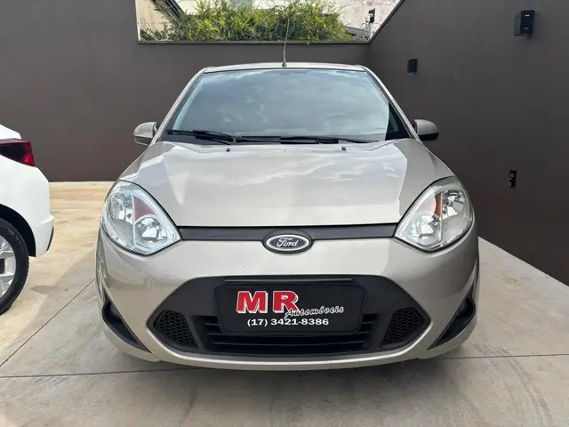Carro Ford New Fiesta Sedan 2014 1.6 SE (Flex)