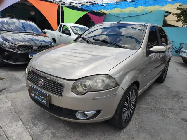 Carro Fiat Siena 2010 HLX 1.8 8V Dualogic (Flex)