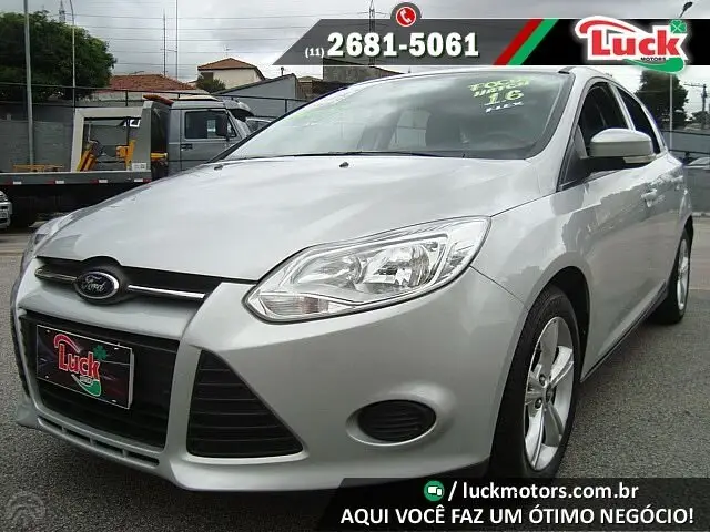 Carro Ford Focus Hatch 2015 SE 1.6 16V TiVCT