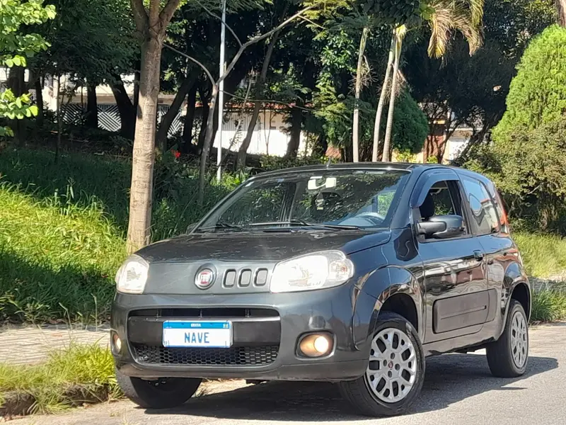 Fiat Uno Vivace 1.0 8V (Flex) 2p