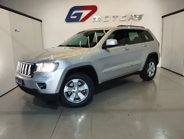 Carro Jeep Grand Cherokee 2012 Laredo 3.6 (aut)