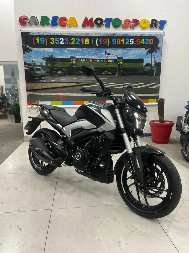 Carro Bajaj Dominar 250 2025 250