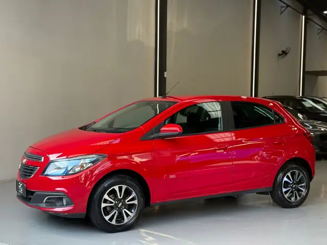 Carro Chevrolet Onix 2015 1.4 LTZ SPE/4 (Aut)