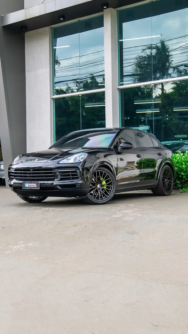 Carro Porsche Cayenne 2023 3.0 V6 462cv (Híbrido)