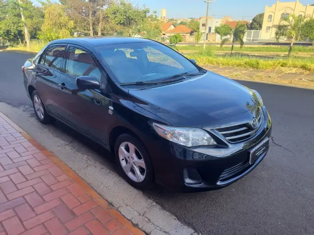 Carro Toyota Corolla 2014 Sedan 1.8 Dual VVT-i GLI (aut) (flex)