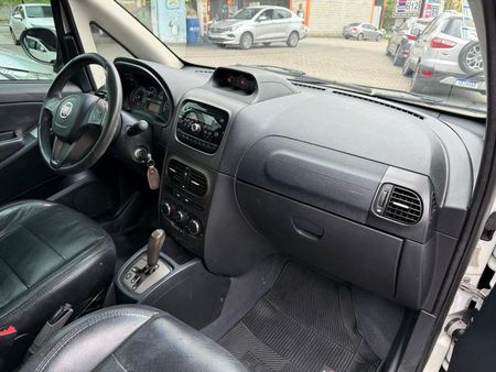Idea Adventure 1.8 16V Dualogic (Flex)