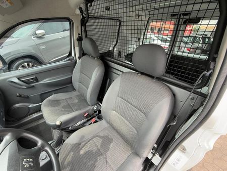 Partner Furgão 1.6 16V (Flex)
