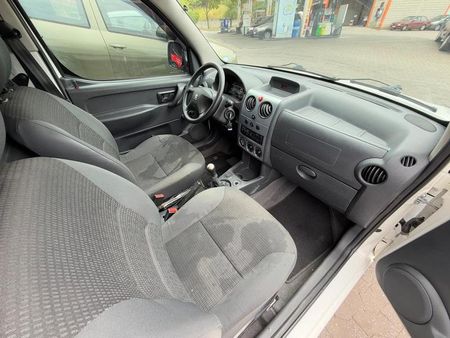 Partner Furgão 1.6 16V (Flex)