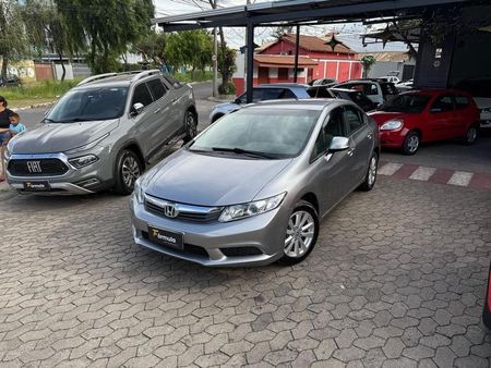 Civic LXS 1.8 i-VTEC (Aut) (Flex)