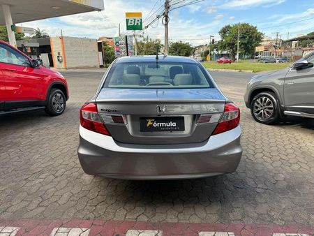 Civic LXS 1.8 i-VTEC (Aut) (Flex)