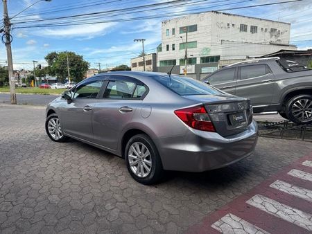 Civic LXS 1.8 i-VTEC (Aut) (Flex)