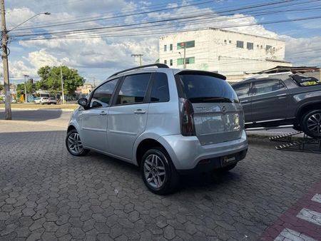 Idea Attractive 1.4 8V (Flex)