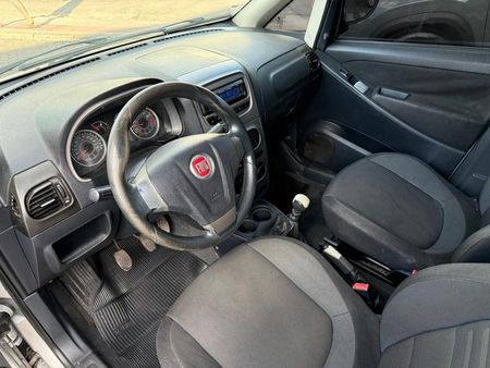Idea Attractive 1.4 8V (Flex)