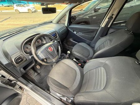 Idea Attractive 1.4 8V (Flex)