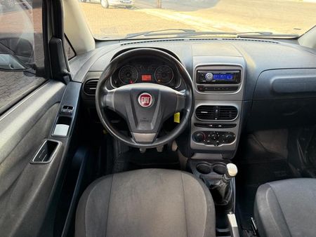 Idea Attractive 1.4 8V (Flex)