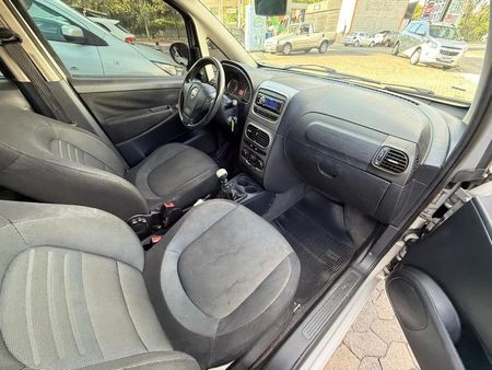 Idea Attractive 1.4 8V (Flex)