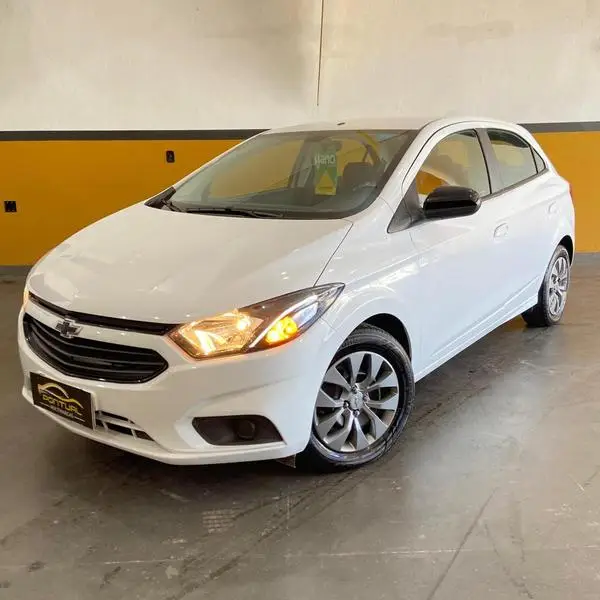 Carro Chevrolet Onix 2021 1.0 (Flex)