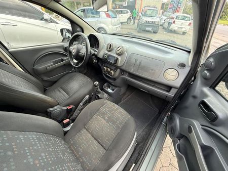Uno Vivace 1.0 8V (Flex) 2p
