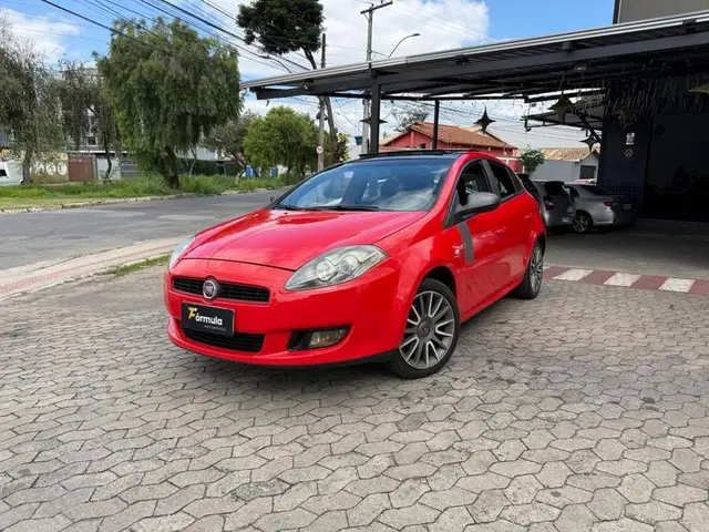 Carro Fiat Bravo 2014 Absolute 1.8 16V Dualogic (Flex)