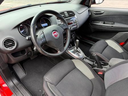 Bravo Absolute 1.8 16V Dualogic (Flex)