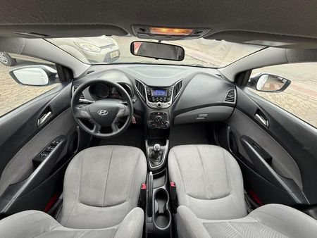HB20S 1.6 Comfort Plus (Aut) (Flex)