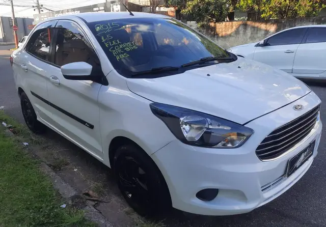 Carro Ford Ka Sedan 2015 SE 1.5 16v (Flex)