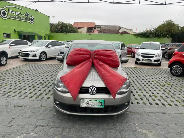 Carro Volkswagen Fox 2014 1.0 TEC (Flex) 4p