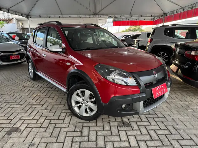 Carro Renault Sandero Stepway 2013 1.6 16V Hi-Flex (aut)