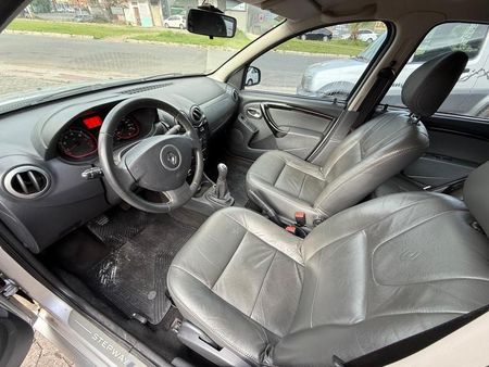 Sandero Stepway Hi-Flex 1.6 16V