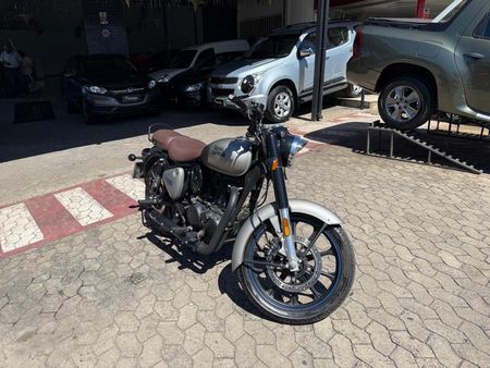 Classic 350 Dark