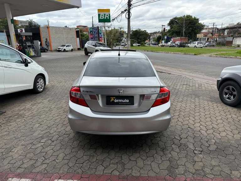 alt=