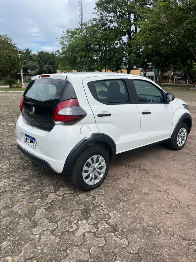 Carro Fiat Mobi 2023 Like 1.0 (Flex)