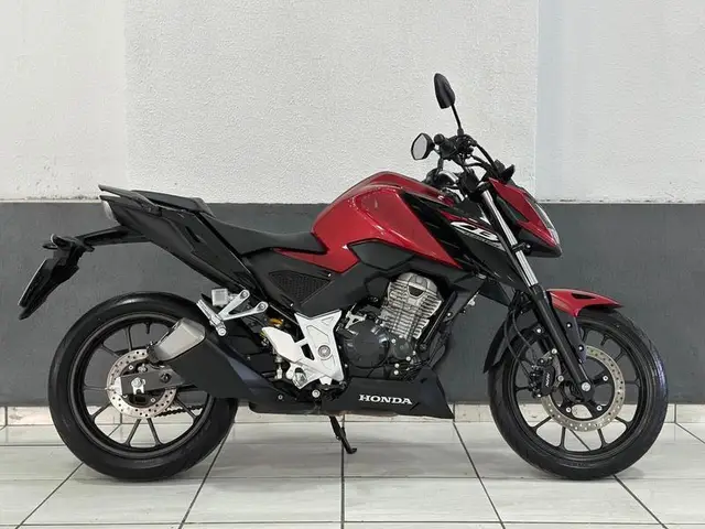 Carro Honda CB 300F Twister 2025 (CBS)