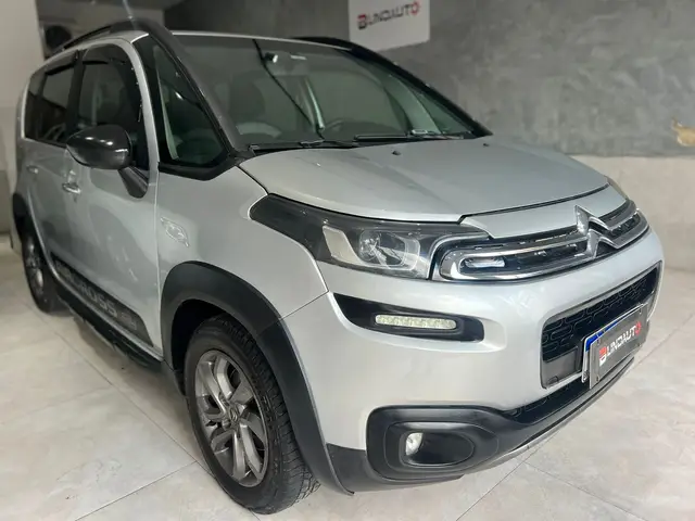 Carro Citroën Aircross 2017 1.6 16V Feel BVA (Flex)