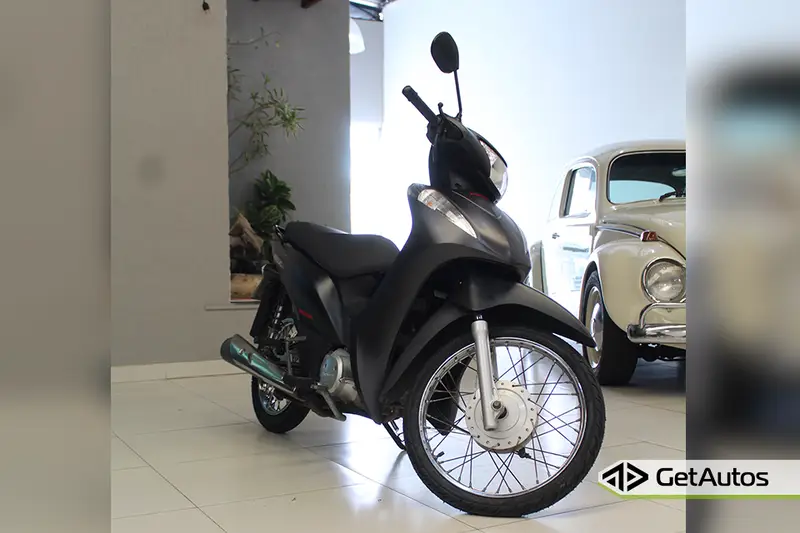 Honda Biz 125i ES