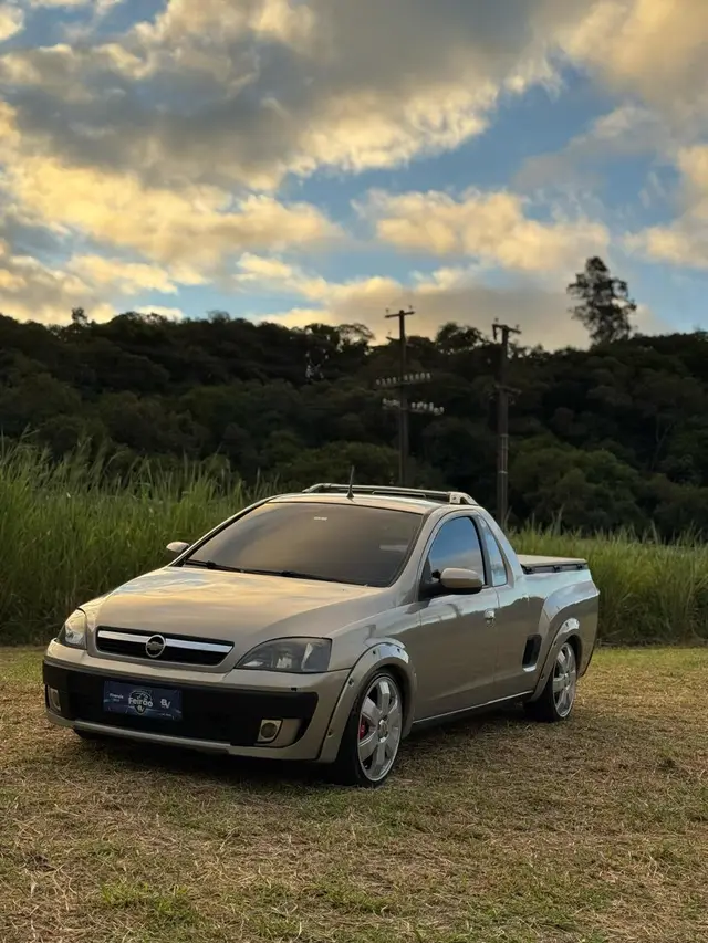 Carro Chevrolet Montana 2005 Off Road 1.8 (Flex)