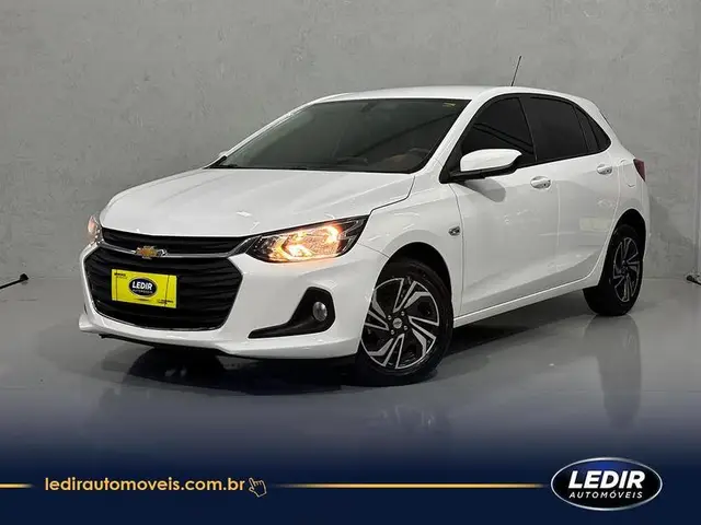 Carro Chevrolet Onix 2024 LT 1.0