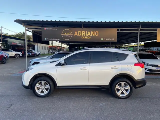 Carro Toyota RAV4 2014 2.0 4x2