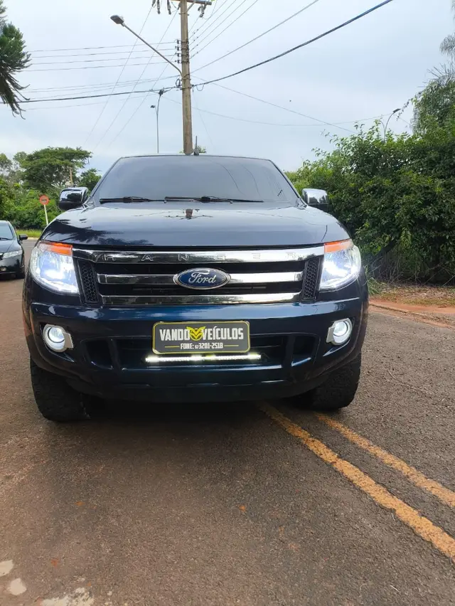 Carro Ford Ranger Cabine Dupla 2014 Ranger 3.2 XLT CD 4x4 (Aut)