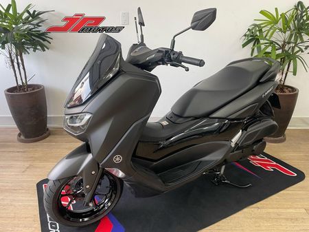 NMax Connected 160