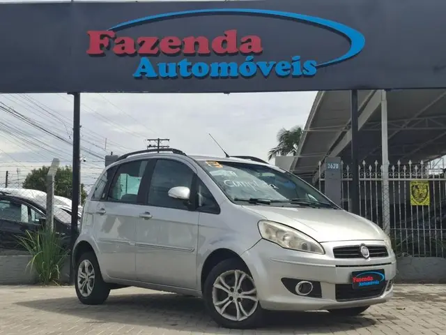 Carro Fiat Idea 2013 Attractive 1.4 8V (Flex)