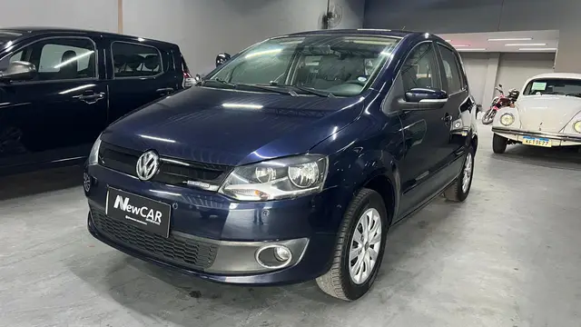 Carro Volkswagen Fox 2014 1.0 TEC  BlueMotion (Flex) 2p