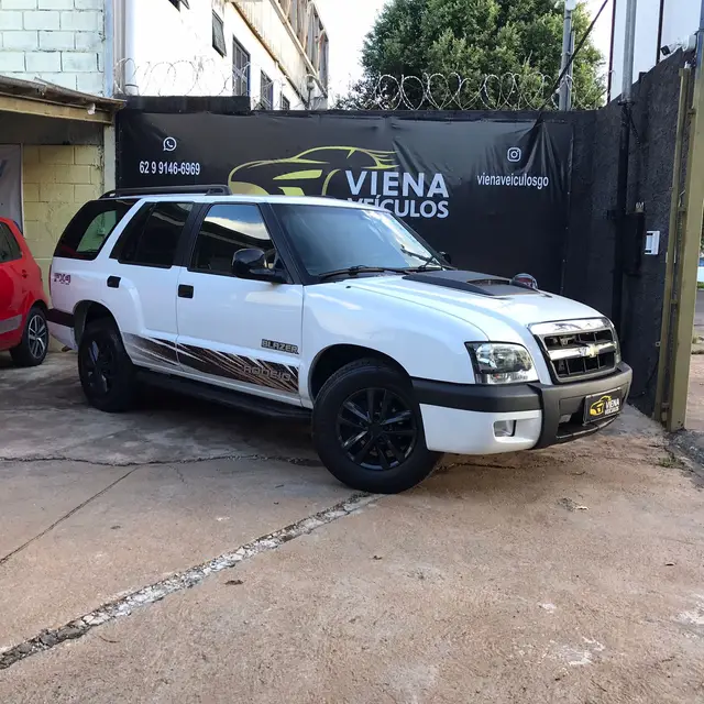 Carro Chevrolet Blazer 2011 Advantage 4x2 2.4 (Flex)