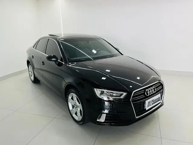 Carro Audi A3 2018 1.4 TFSI Ambiente Tiptronic (Flex)