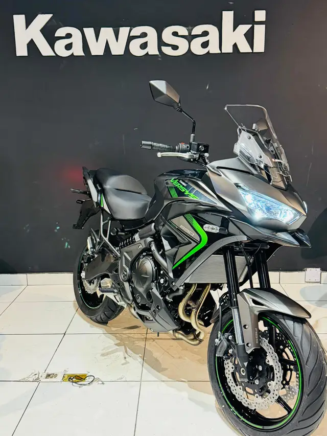 Carro Kawasaki Versys 2024 650 (ABS)