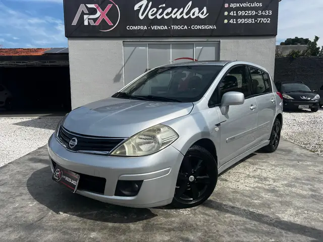 Carro Nissan Tiida 2012 SL 1.8 (flex)