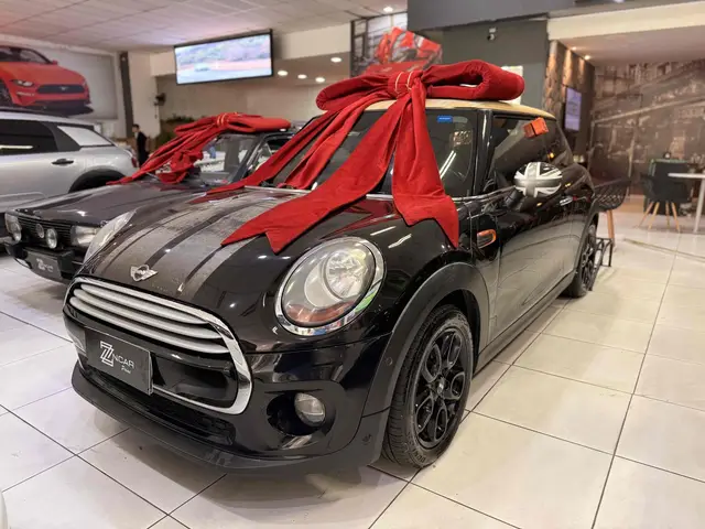 Carro MINI Cooper 2014 1.5 (Aut)