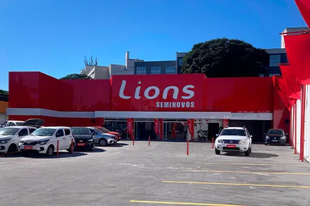 Fachada da loja Veículos à venda em Lions Seminovos Osasco - Osasco - SP | Mobiauto