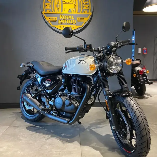 Carro Royal Enfield Hunter 350 2025 Dapper