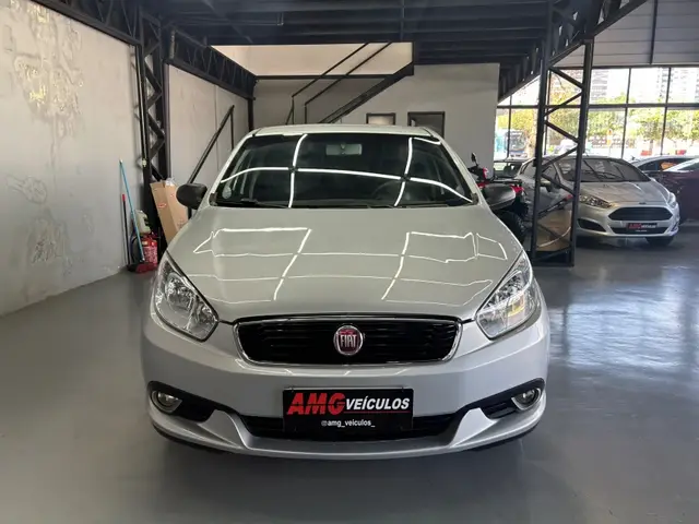 Carro Fiat Grand Siena 2018 Attractive 1.0 (Flex)